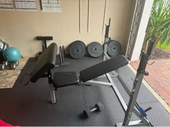 Bench Press/Leg Lift