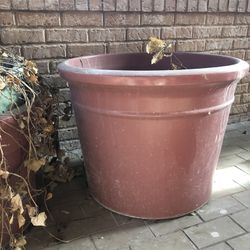 2 27” Flower Pot (very heavy)