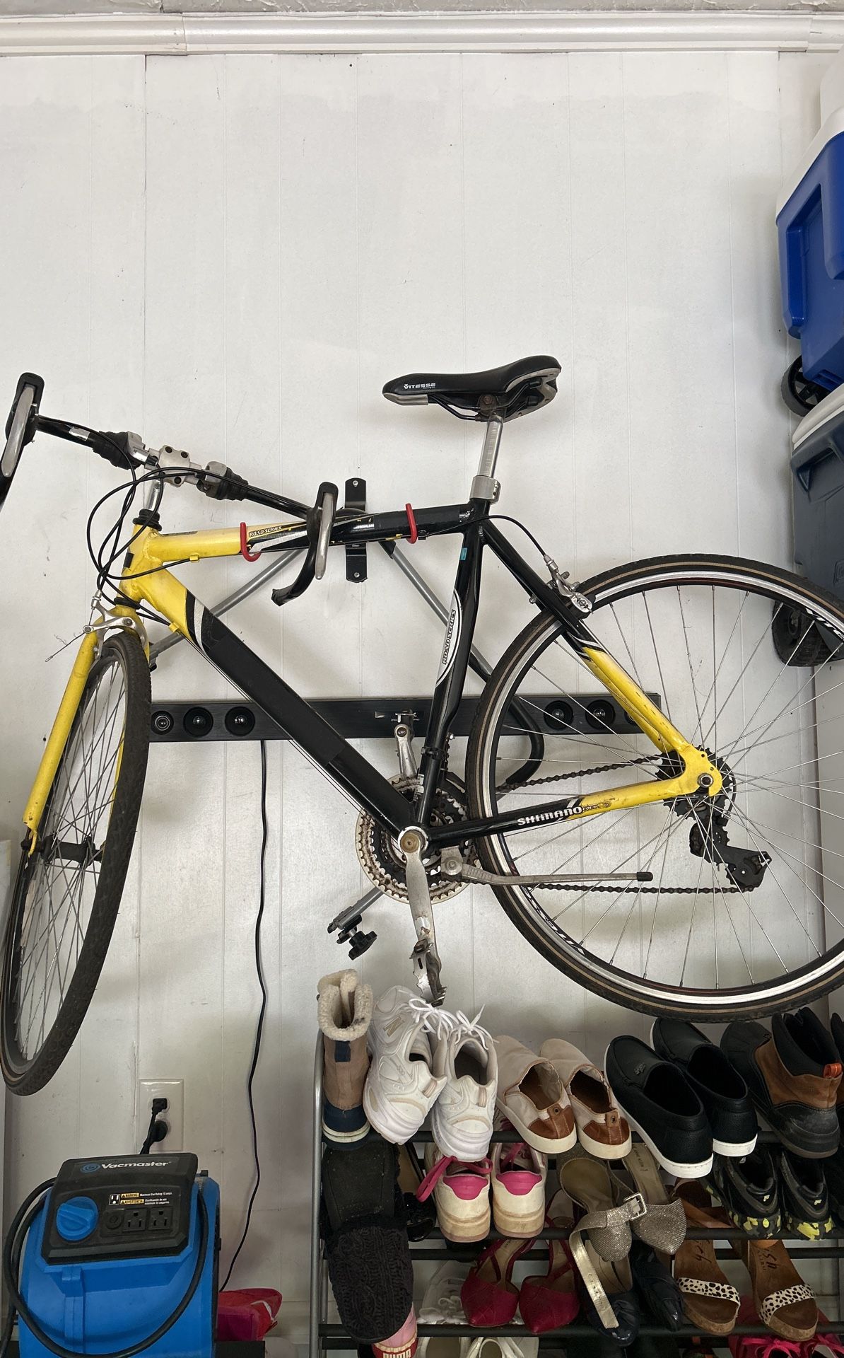 GMC 700c Road Bike