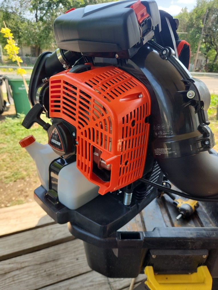 Echo Leaf Blower
