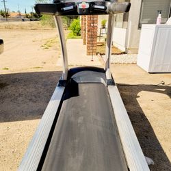 Commercial Treadmill 