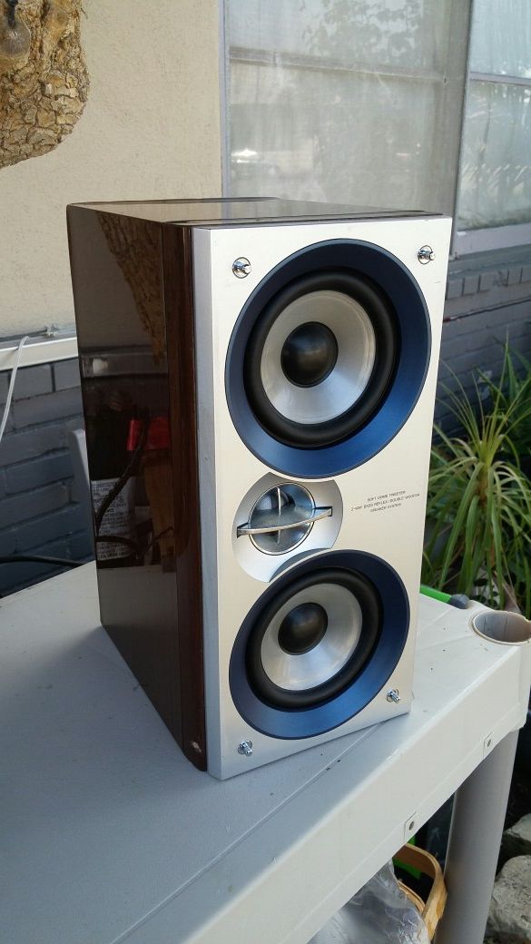 Clearance sale $16 a Pair of Aiwa Bookshelf Speakers