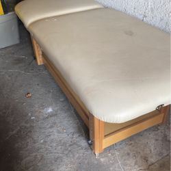 Massage Table 