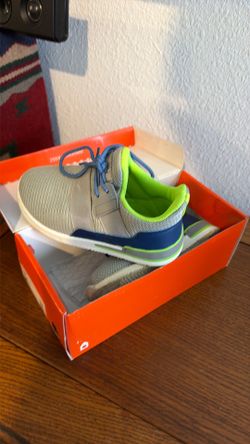 Worn once Oomphies Shoes size 13 kids