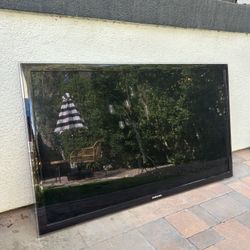 Samsung 46” TV