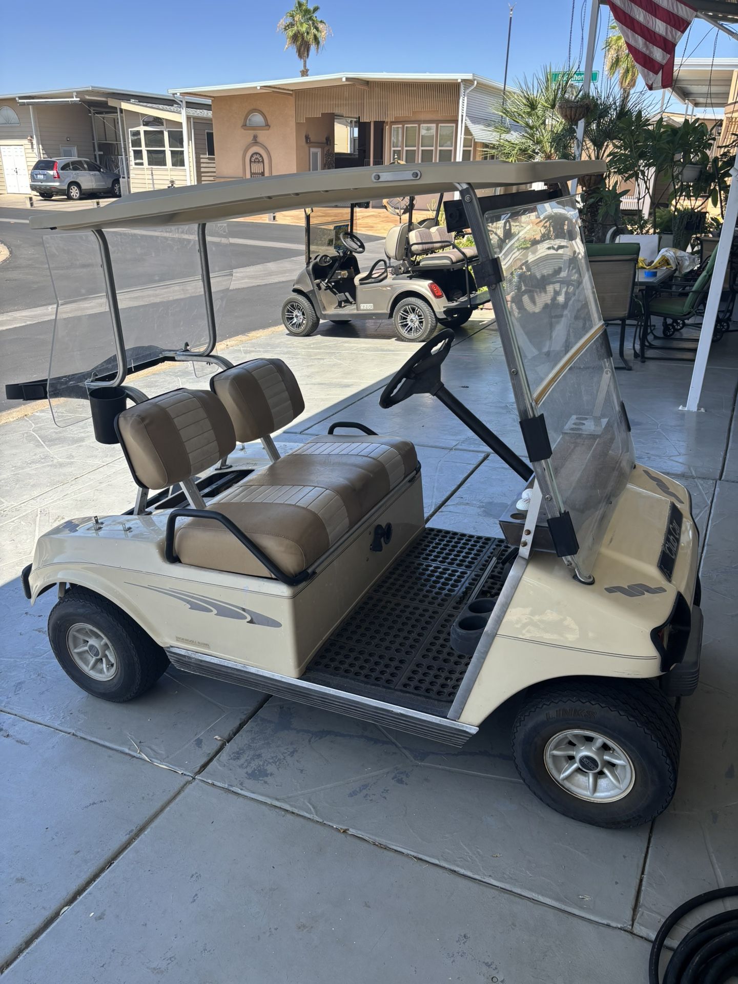 Golf Cart 1996 Club Car DS In Good Condition!