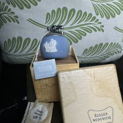 Wedgewood Jasperware Ronson Table Torch 