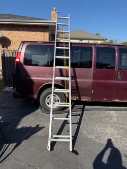 24’ Aluminum Extension Ladder