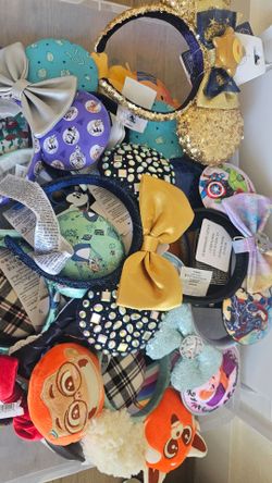DISNEY STORE CLOSING SALE: 20 Pairs of Authentic Disney Ears - Lot Liquidation