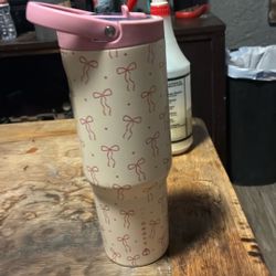 Hydro Jug( Pretty Please) 