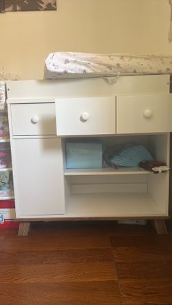 Change table dresser