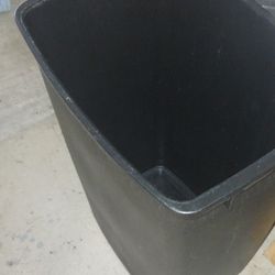 Trash Can 