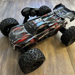 Traxxas Sledge 1/8 4X4 6S Monster Truck RTR, w/ Belted Tires Black & Red
