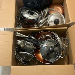 Pots and Pans With Spare Lids