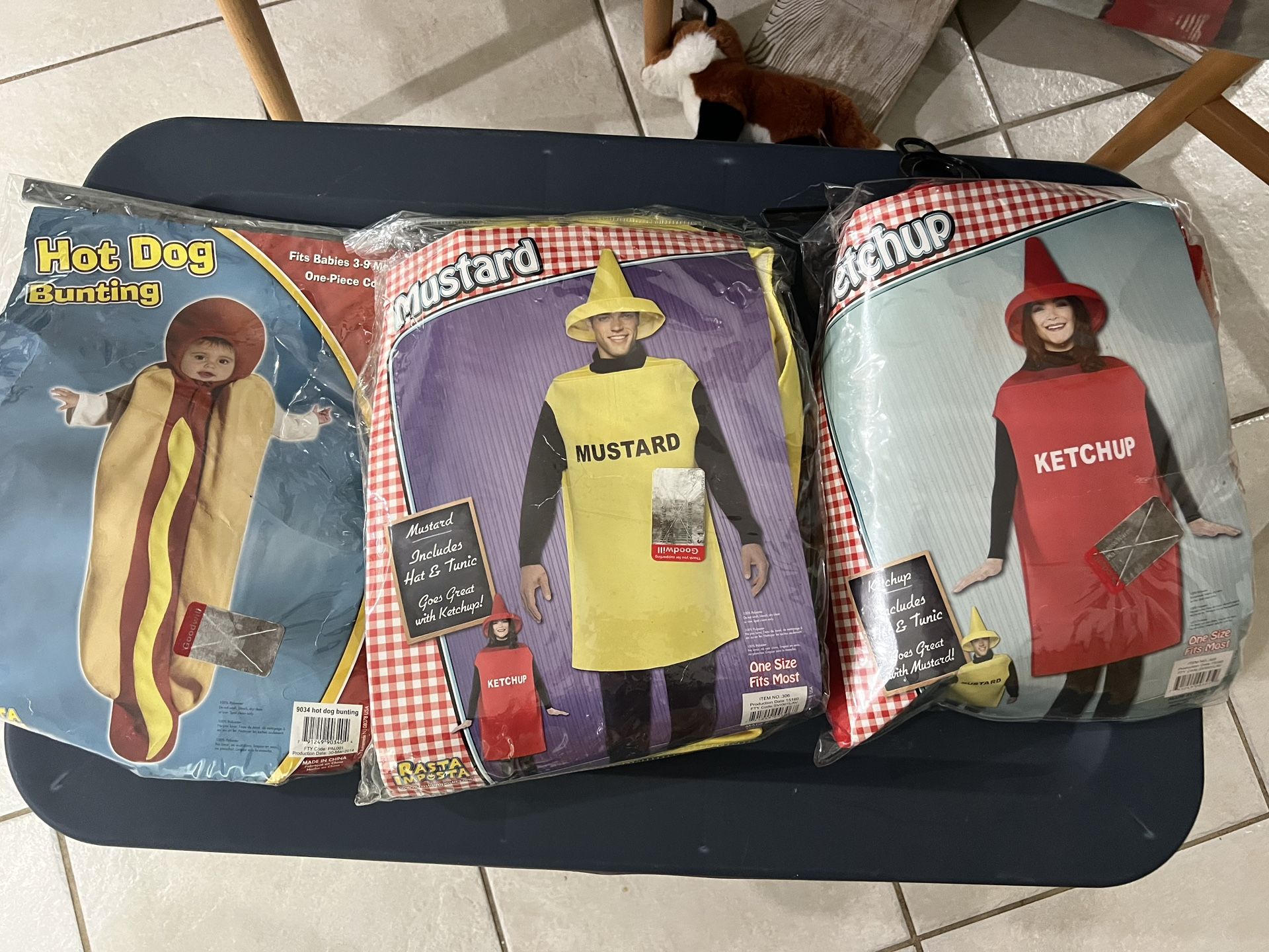 Family Halloween Costumes Baby Hot Dog 3/9m Mustard Ketchup