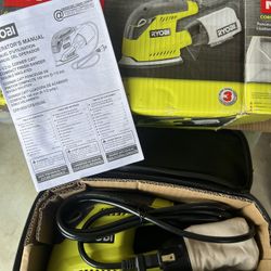 Ryobi 1.2 Amp Corded 5.5 in. Corner Cat Sander with Dust Bag