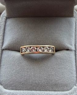 14k gold diamond ring