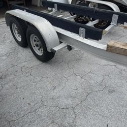 6 lug Magic Tilt Trailer 