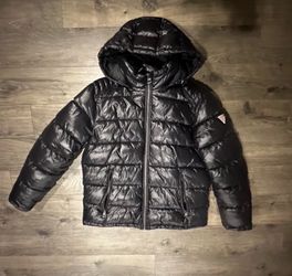 Guess Puffer Jacket Size Medium