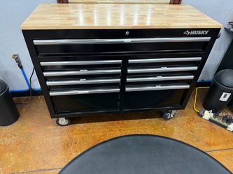 Husky tool box