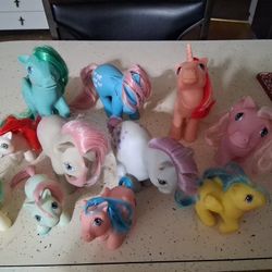 11 Vintage My Little Ponys