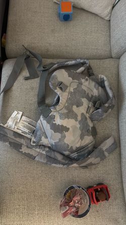Baby Carrier Camo Pattern with Straps