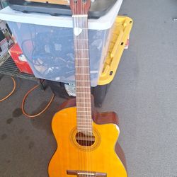 Nice 6 String Guitar 