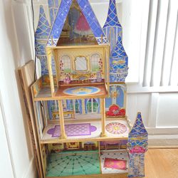 Disney Princess Dollhouse