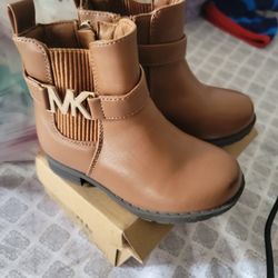 MK Small Boots 