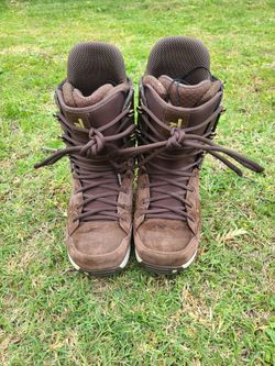 Burton Snow Boots Sz9 (Perfect Fit )