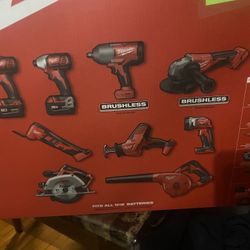 Milwaukee Set