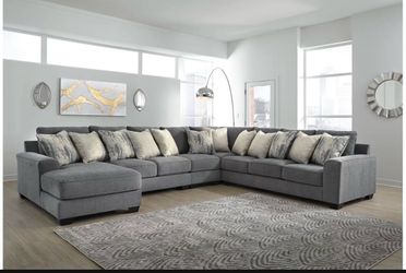5 Piece Sectional With Chaise