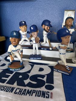 Random Bobbleheads  15 Each