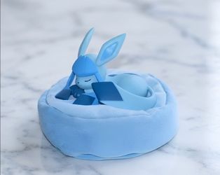 Pokémon Glaceon Pokemon Eeveelution Sleeping Figure - Collectible Eevee Nintendo Re-Ment Mini Toy