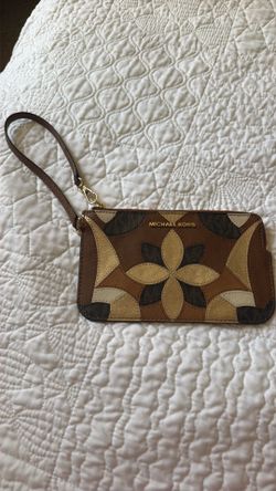 Micheal Kors wrislet