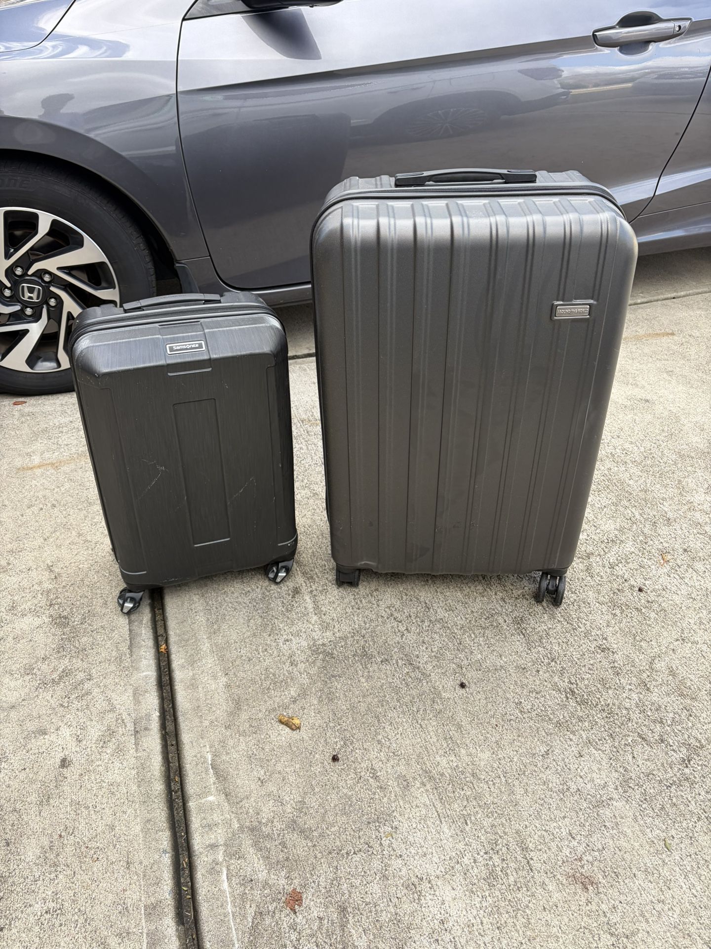 Luggage Pair Set : Samsonite + Around The World