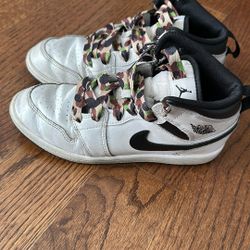 Jordan 1 Black And White Size 3 