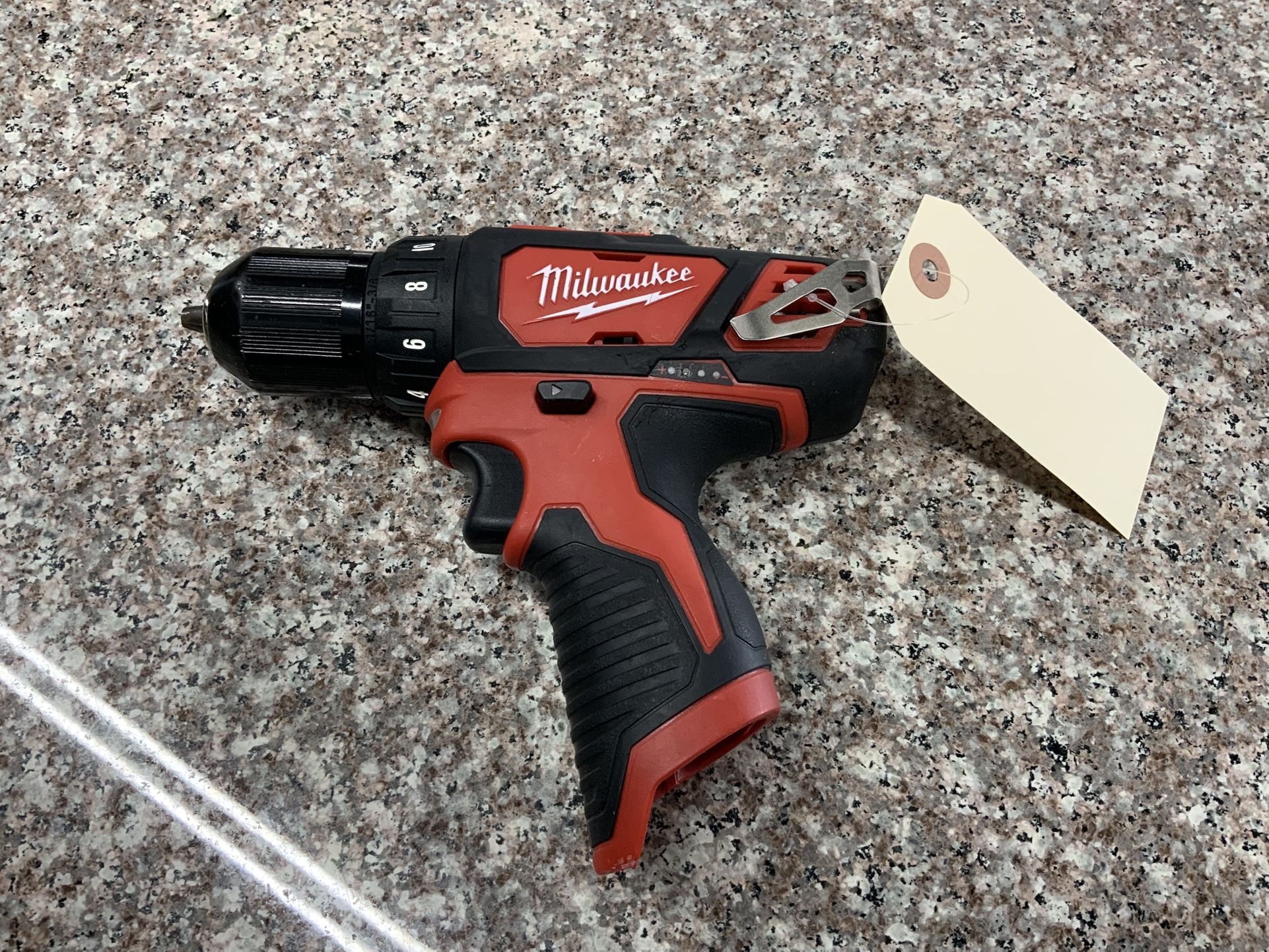 Milwaukee 12v 3/8” Drill/driver