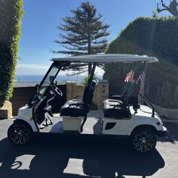 2022 Tomberlin Golf Cart E-Merge SS Coupe Saloon