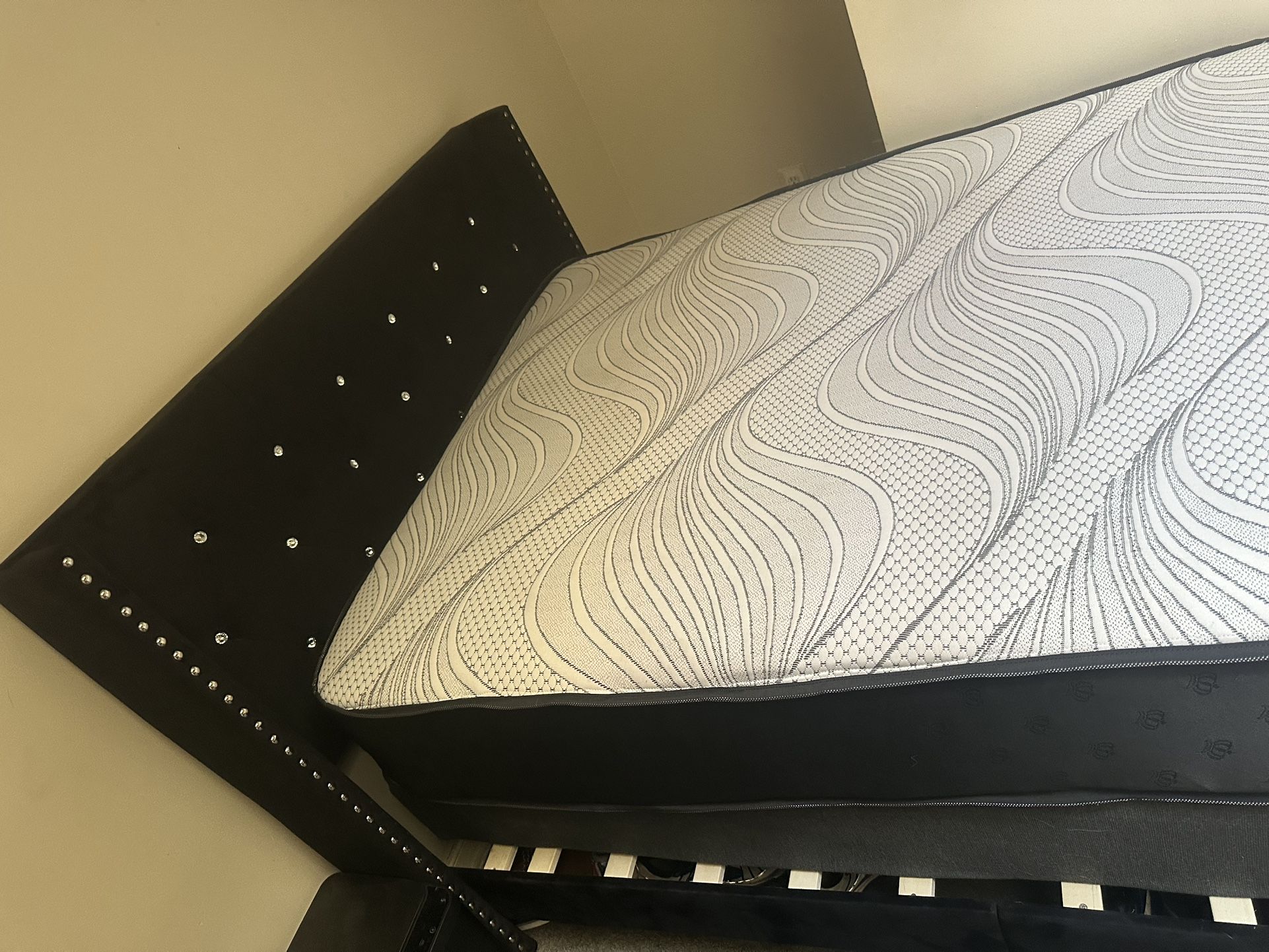 Black Full Size Bed Frame With Mattress And Box Spring