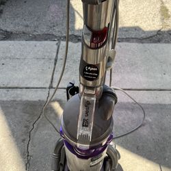 Dyson Vacuum Available Now If You See This Post, It’s Available