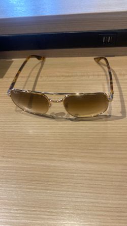 Ray ban