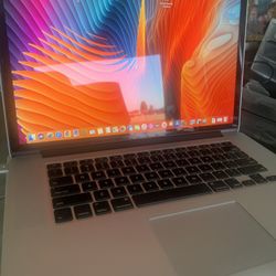 2015 MacBook Pro Retina i7 16gb 256ssd Catalina Good Battery
