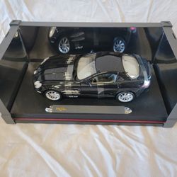 Mercedes SLR McLaren 1/18th Scale