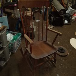 Vintage Wooden Rocking Chair .missing One Rail.but Still In Great Functional Shape