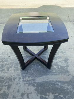 Córner Table