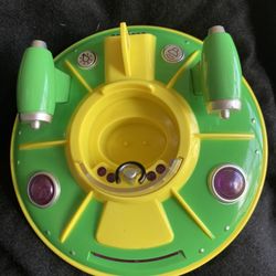 Working Ryans World Green Yellow UFO Space Ship Vehicle