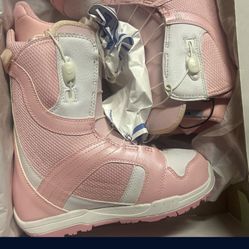 Women’s Burton Boots Size 6 BNIB