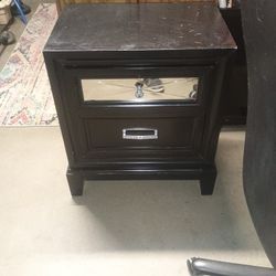 Luxury 2 Drawer Nightstand End Table