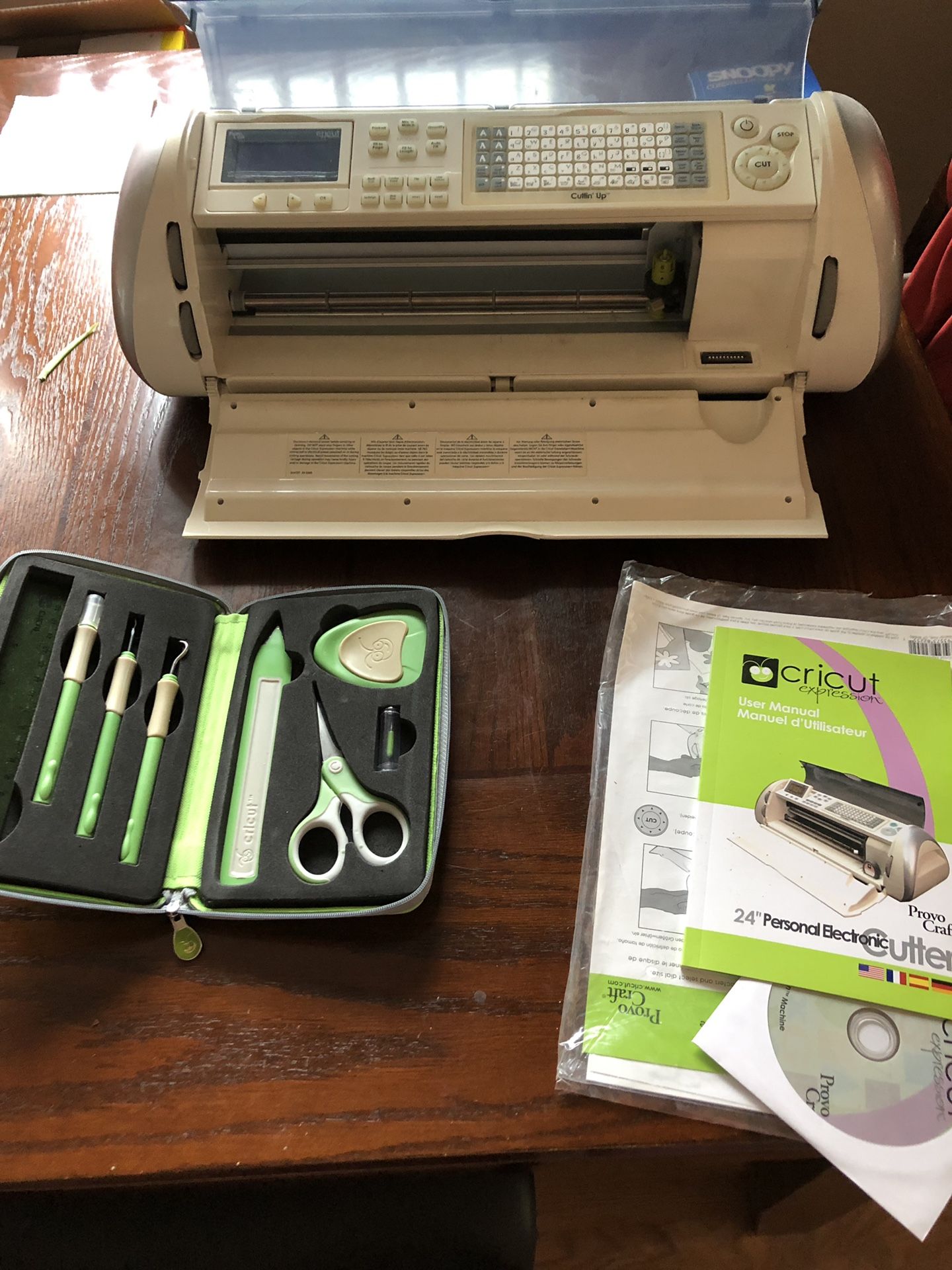 Cricut expression 24” cutter with cartridges
